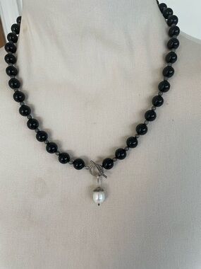 Black Onyx Toggle Necklace with Silver and Pearl Toggle  23 1/2 inches NWT